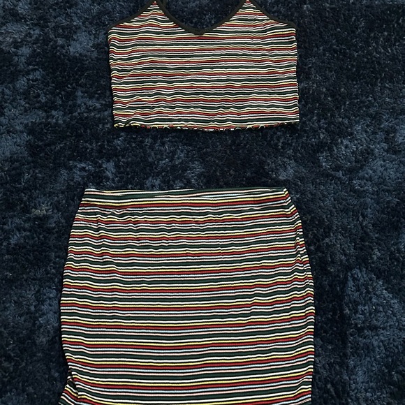 Fashion Nova 2 piece Set - Picture 2 of 2